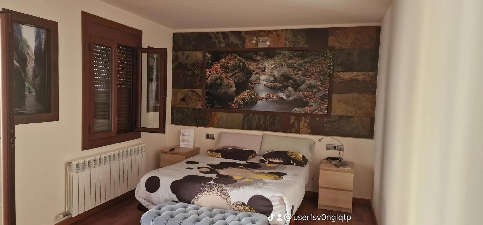 Rural L'Ortiga Blanca Hotel Queralbs Ngoại thất bức ảnh