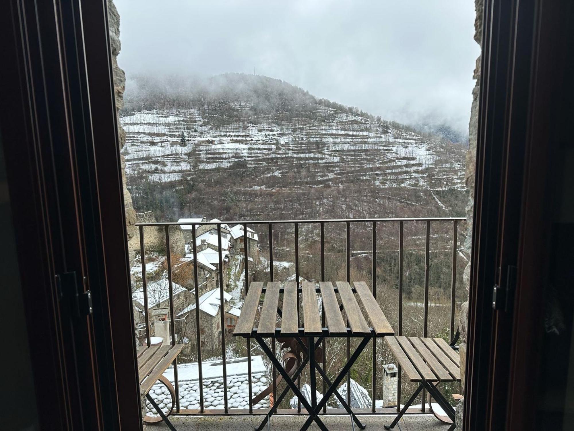 Rural L'Ortiga Blanca Hotel Queralbs Ngoại thất bức ảnh