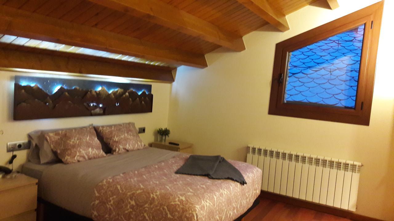 Rural L'Ortiga Blanca Hotel Queralbs Ngoại thất bức ảnh